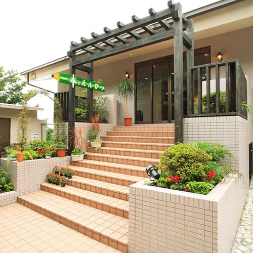 ＦＵＴＯ　ＨＯＵＳＥ　一本のえんぴつの外観（楽天トラベル提供）