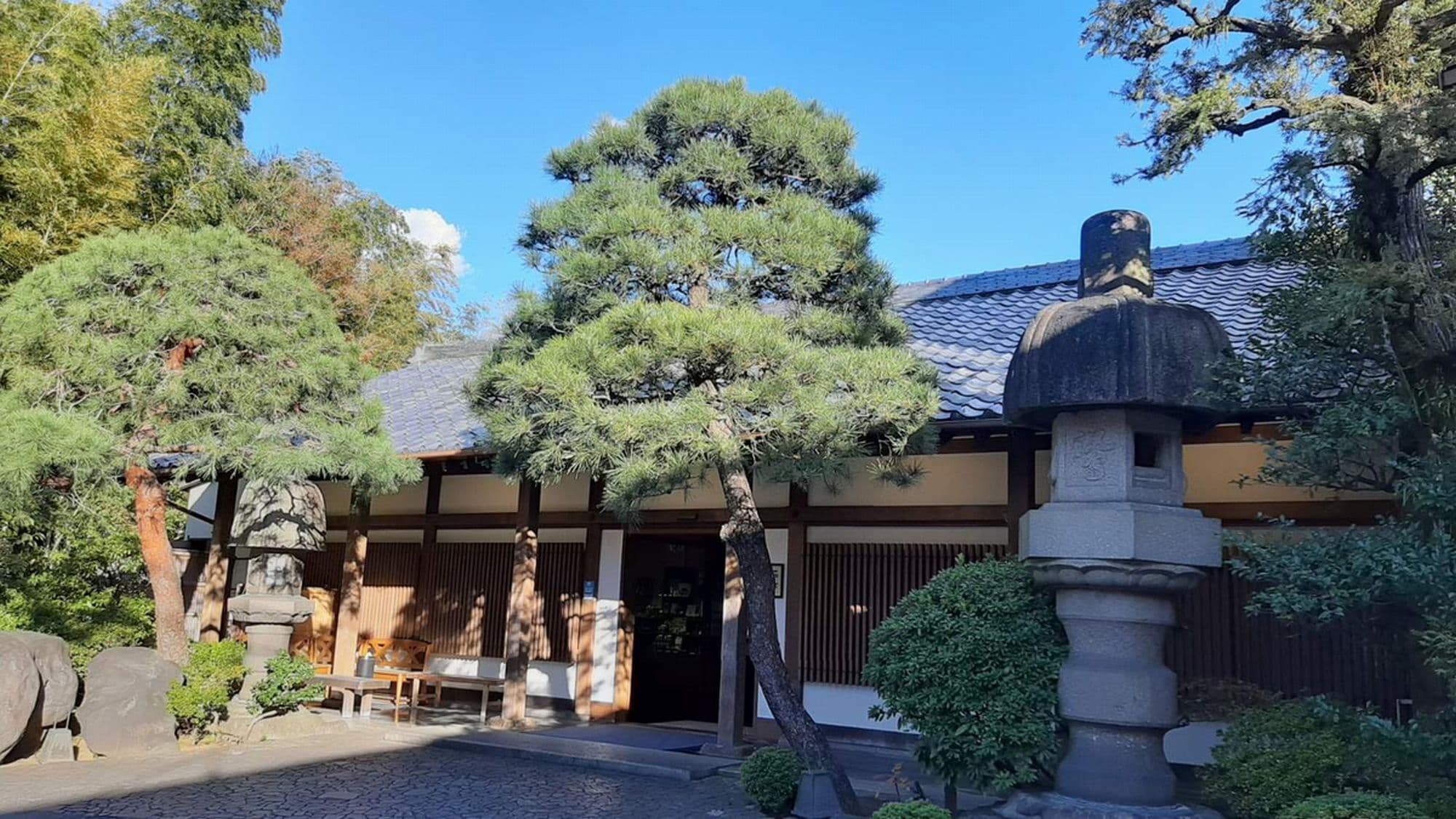 あたみ石亭の外観（楽天トラベル提供）